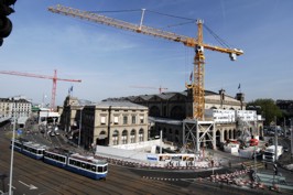 Wireless telemetry monitoring of the forces exerted upon cable anchors fitted with PRE electrical loadcells holding back concrete retaining walls within a construction pit.